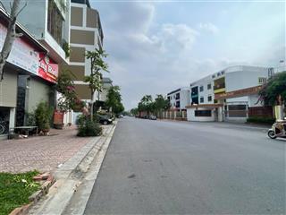 Bán đất tđc ngọc thuỵ, 2 mặt thoáng, ô tô tránh, 30 m2, giá chỉ nhỉnh 8 tỷ.