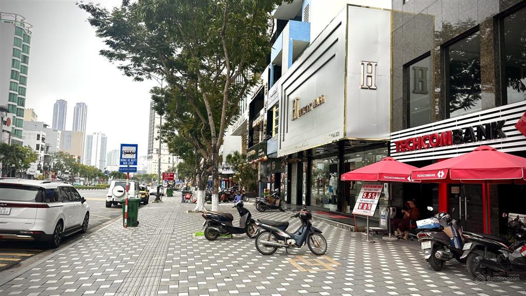Cặp đất 250m² mặt tiền phạm văn đồng. cách biển 400m. đang cho thuê 80tr/tháng. được xây 14 tầng