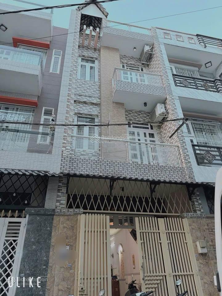 2,7 tỷ giảm còn 2 tỷ 550. nhà 41m2 hẻm 6m lê hồng phong, q5 xây 3 tầng. gần vòng xoay lý thái tổ