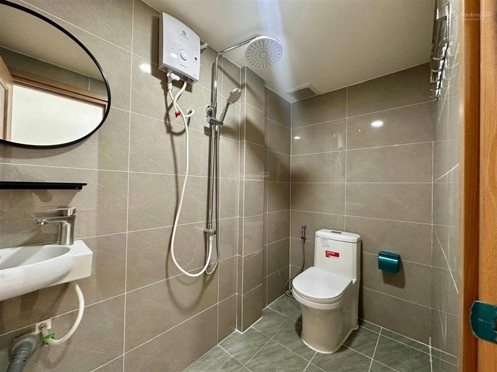 950 triệu sở hữu nhà 2 tầng thu nhập ngay 20 triệu/tháng 6x24mm