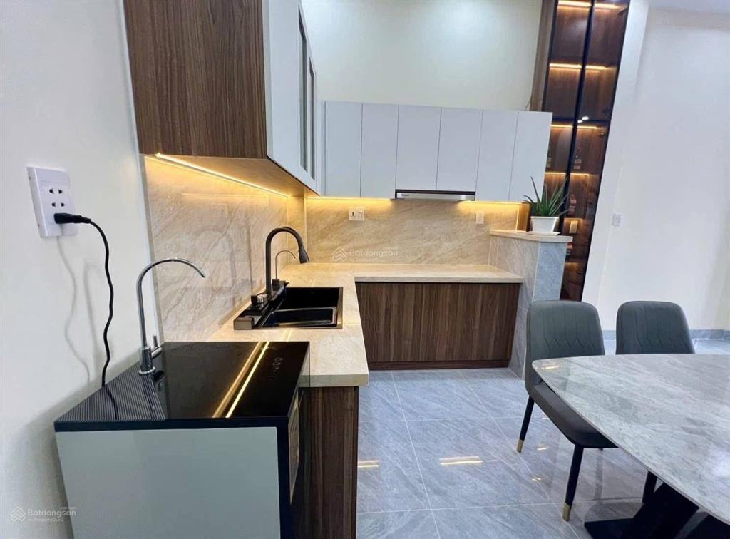 Nhà mới quận 8, 800tr tl, full nội thất cao cấp giá tốt hiếm có, dọn vào ở ngay, 4x15