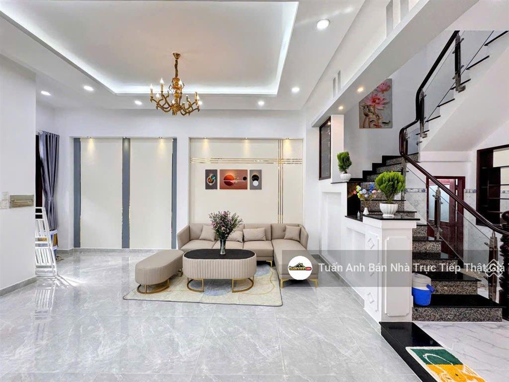 Bán nhanh nhà đẹp 1 trệt 2 lầu, gần tạ quang bửu,5x64m,đang cho thuê 15 triệu 1 tháng,full nội thất