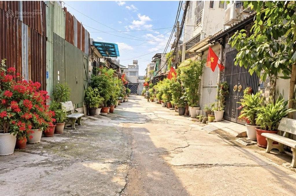 Cho thuê c1 phạm hùng 100m2 xe tải vào tận nơi