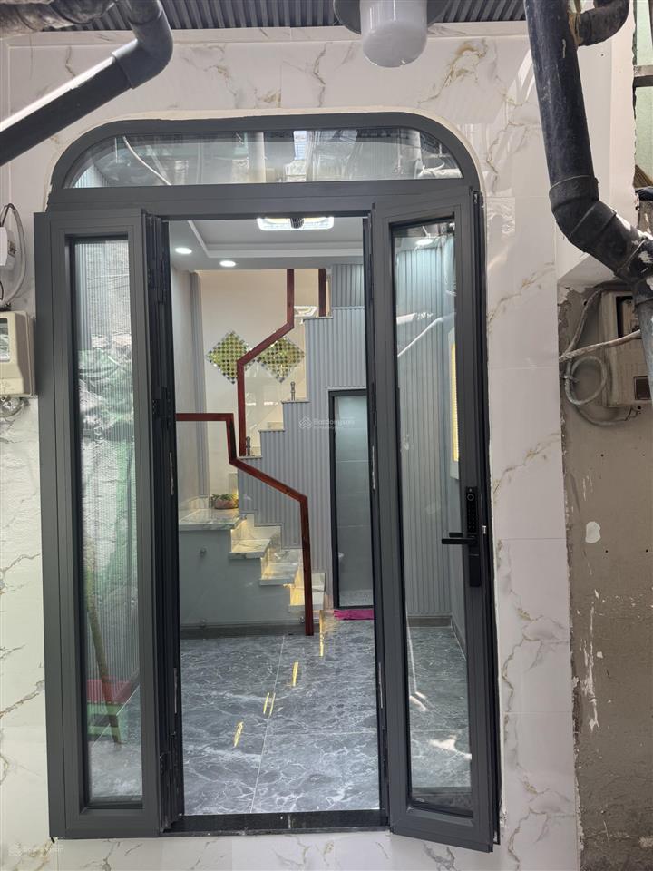 Bán nha quận 4 , kết cấu 3 lầu btct ,kê khai 99