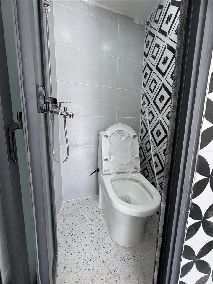 Bán nha quận 4 , kết cấu 3 lầu btct ,kê khai 99