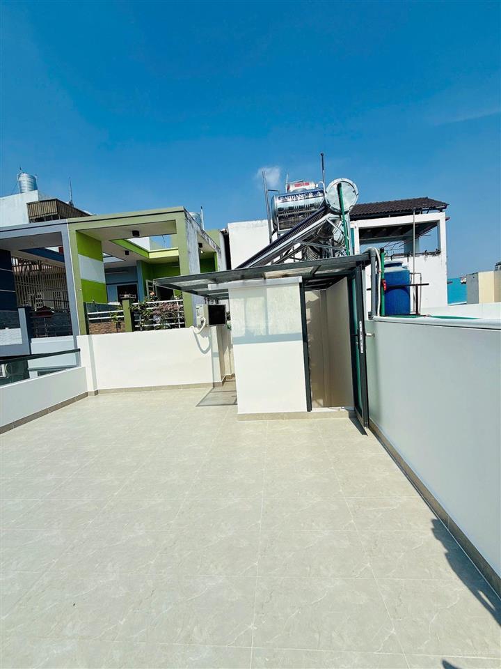 Bán nhà góc 2 mặt tiền đường số 11, phường khánh hội