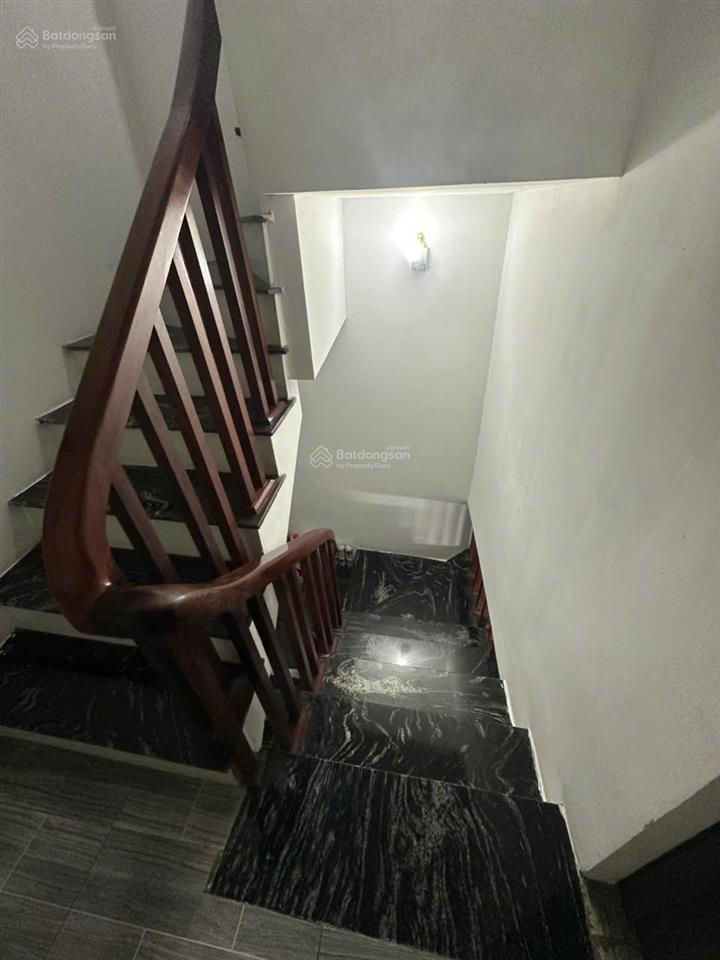 Bán nhà riêng 40m2 chính chủ ở ngõ 192/385 lê trọng tấn