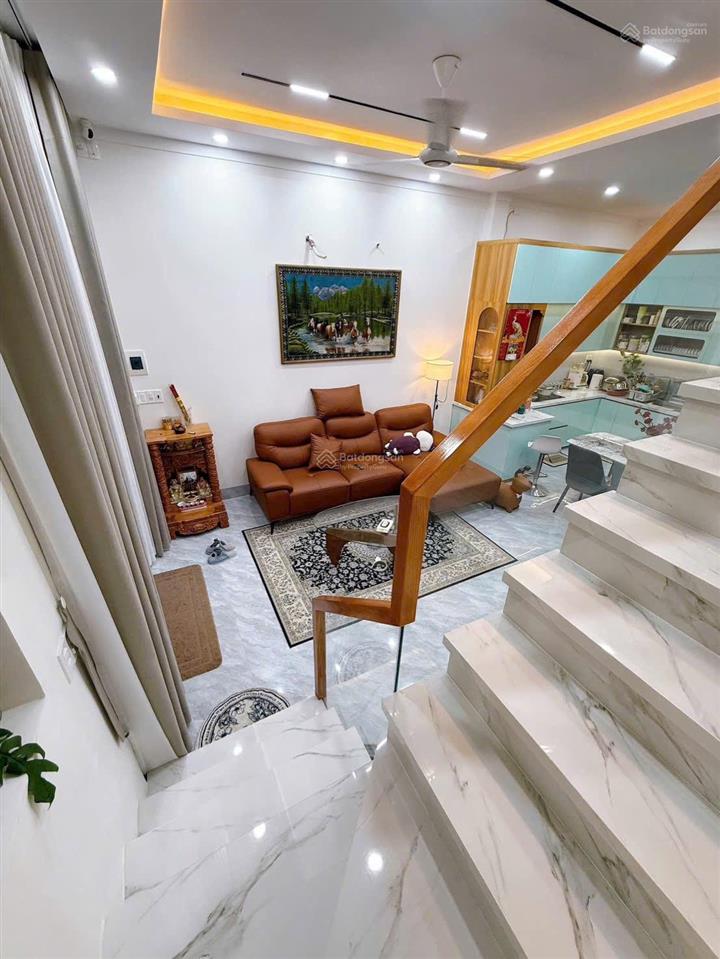 Bán nhà trả nợ lê đình cẩn 2 tỷ