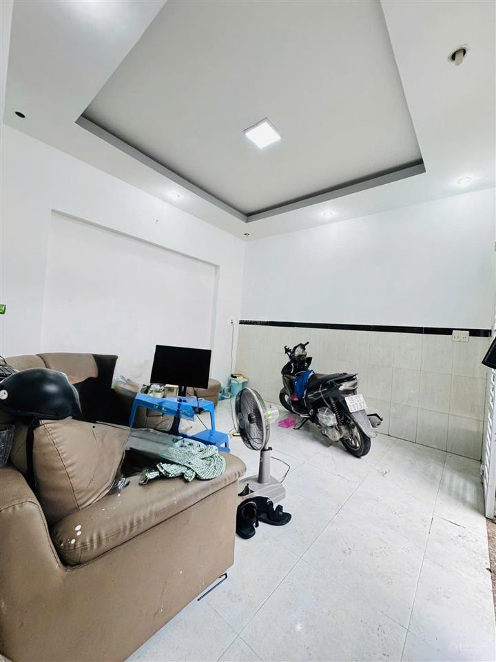 Bán nhà hẻm đường bùi minh trực phường 6 quận 8 dt10x5m 2 tầng 4,48 tỷ