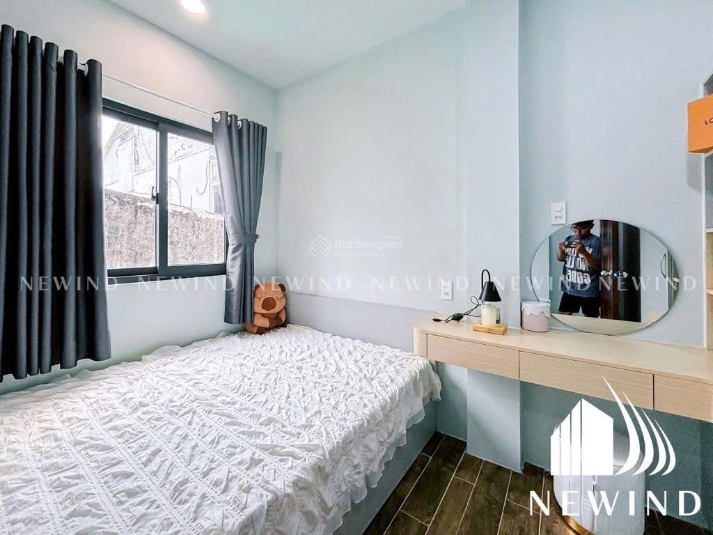 Chdv đường số 43 p. tân quy, dòng tiền khủng 130tr, 6 tầng 12 phòng, thang máy, dt 4.2x21m.