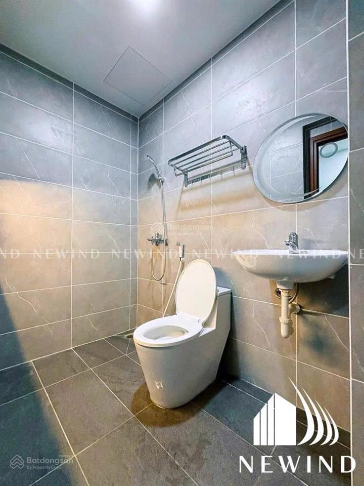 Chdv đường số 43 p. tân quy, dòng tiền khủng 130tr, 6 tầng 12 phòng, thang máy, dt 4.2x21m.