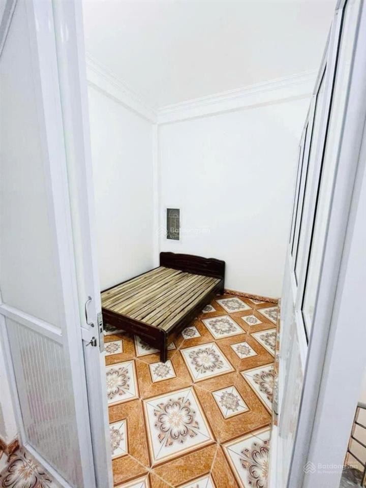 Còn đâu những căn! nhà 4 tầng dt 35m2 nhỉnh 7 tỷ quanh kim giang. sđcc