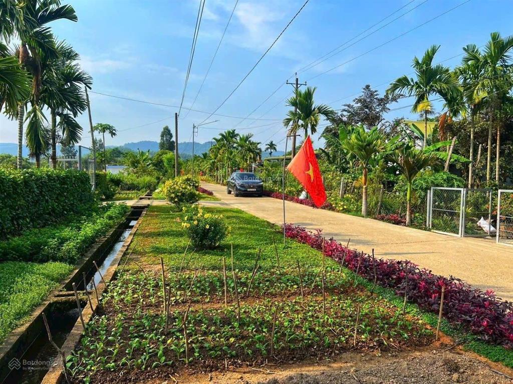 Đạ tẻh, lâm đồng bán lô đất 284m2 sẵn thổ cư đường ô tô né nhau giá 279tr