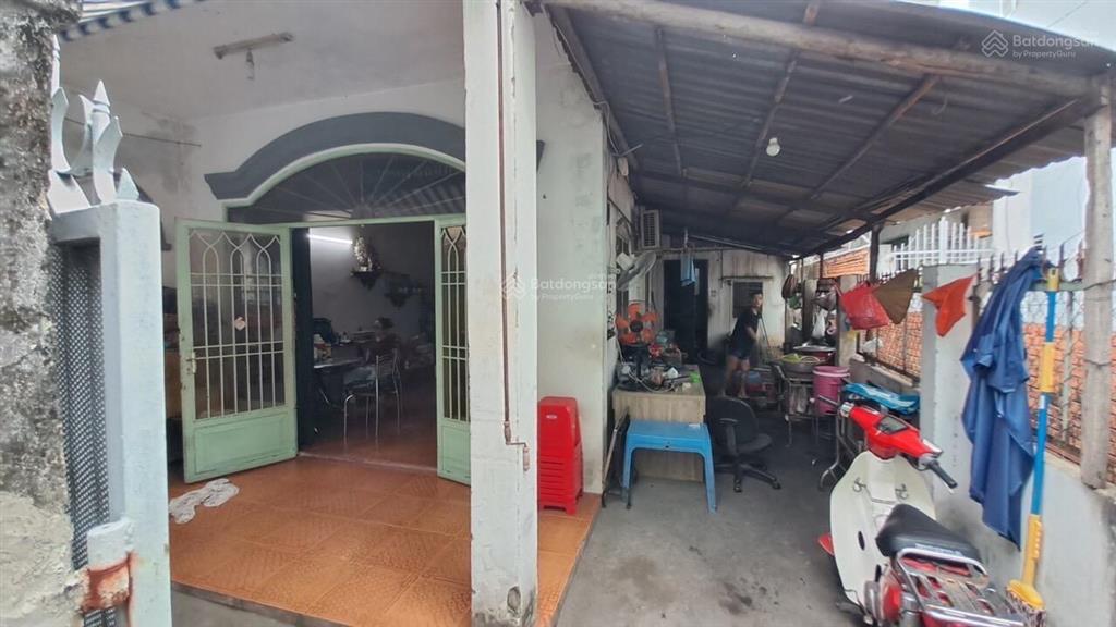 17,x tỷ  220 đất, ngang ~8m, hẻm 4m sát mt dương quảng hàm tiện xây chdv