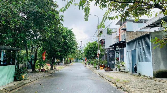 Đất nền sạch đẹp không cấn trụ cống