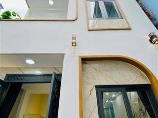 Cơ hội hiếm nhà rẻ nhất thị trường ngay lý thường kiệt, q.tân bình 2tỷ35 72m2.shr hẻm xe hơi ra vào