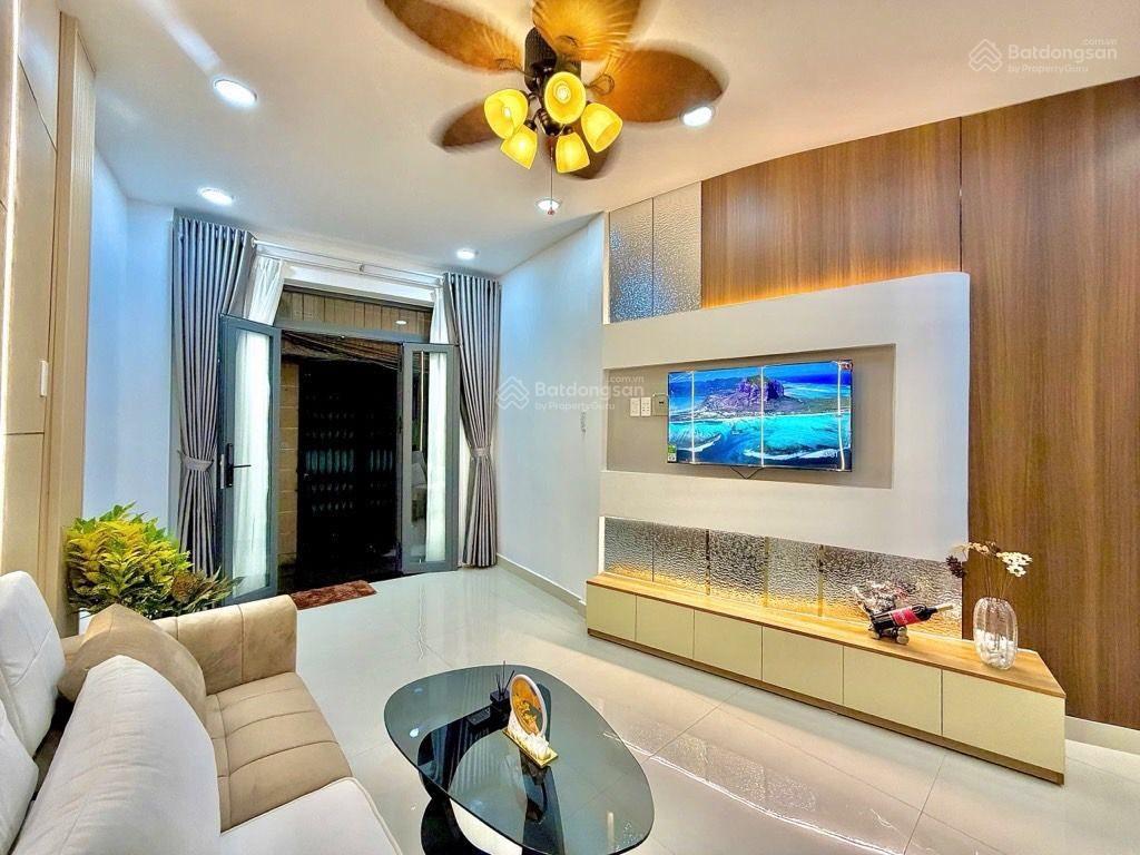 Cơ hội tìm nhà giá rẻ thị trường ngay hoàng hoa thám, q.bình thạnh 2tỷ17 60m2.shr hẻm xe hơi ra vào