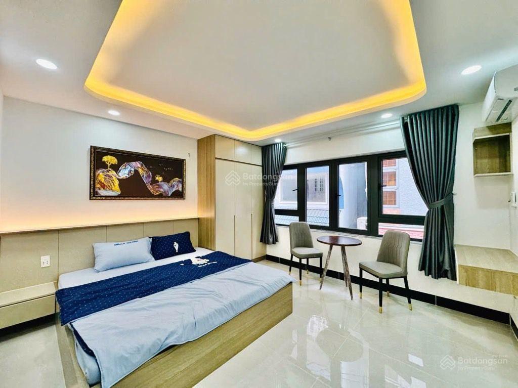 Cơ hội hiếm với nhà rẻ nhất thị trường ngay huỳnh văn bánh, q.phú nhuận 7tỷ21 95m2.shr hẻm xe hơi