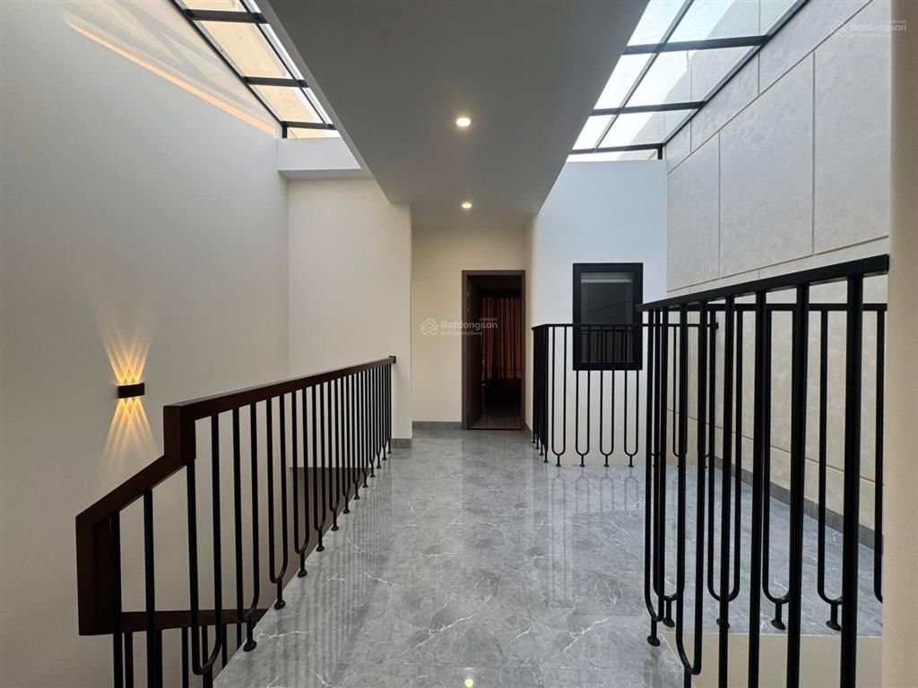 Chủ cần tiền bán gấp nhà thị trường ngay thảo điền, q.2 7tỷ15 90m2.shr có ngân hàng hỗ trợ cho vay