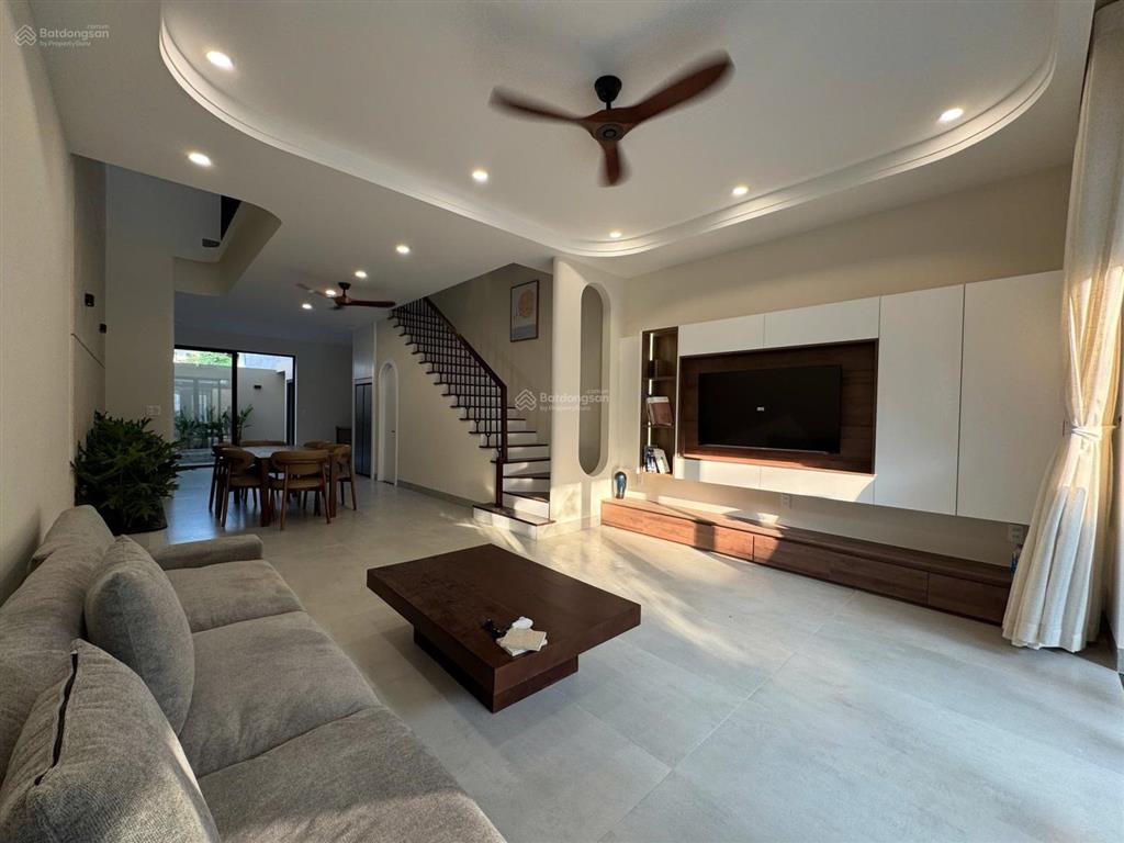 Chủ cần tiền bán gấp nhà thị trường ngay thảo điền, q.2 7tỷ15 90m2.shr có ngân hàng hỗ trợ cho vay