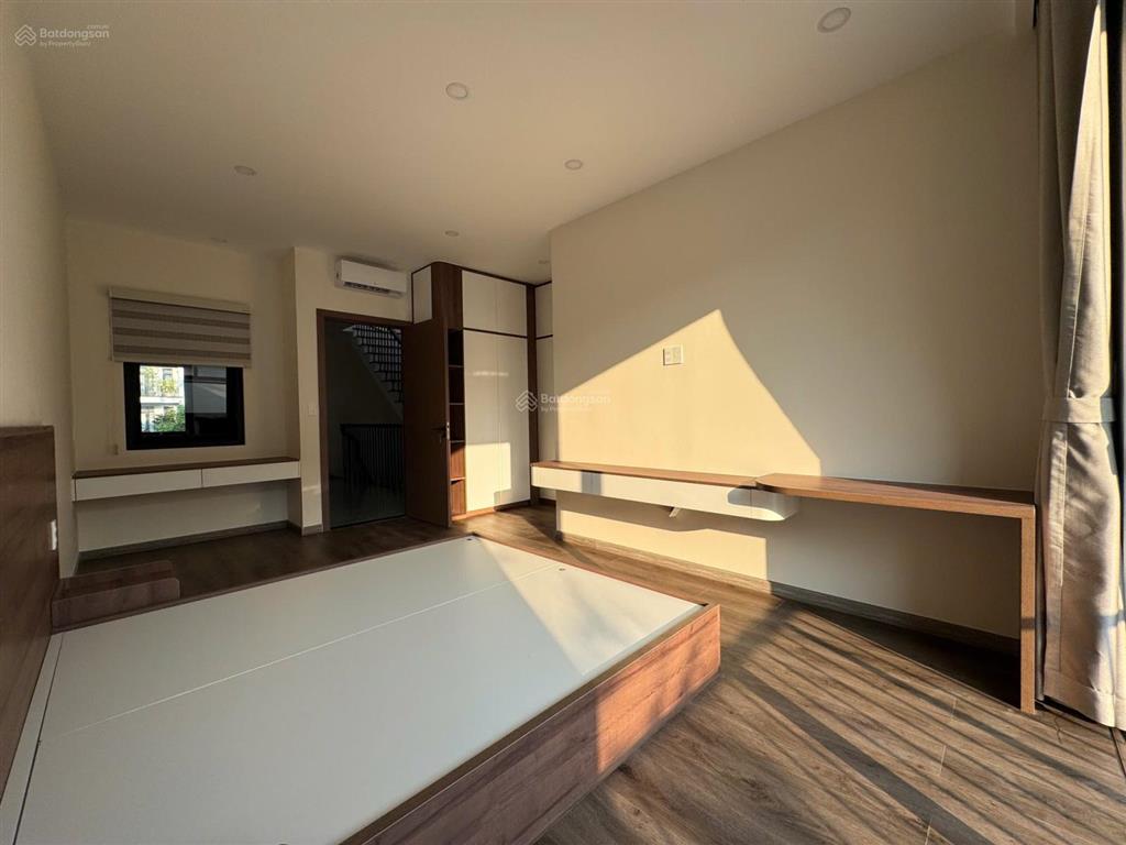Chủ cần tiền bán gấp nhà thị trường ngay thảo điền, q.2 7tỷ15 90m2.shr có ngân hàng hỗ trợ cho vay