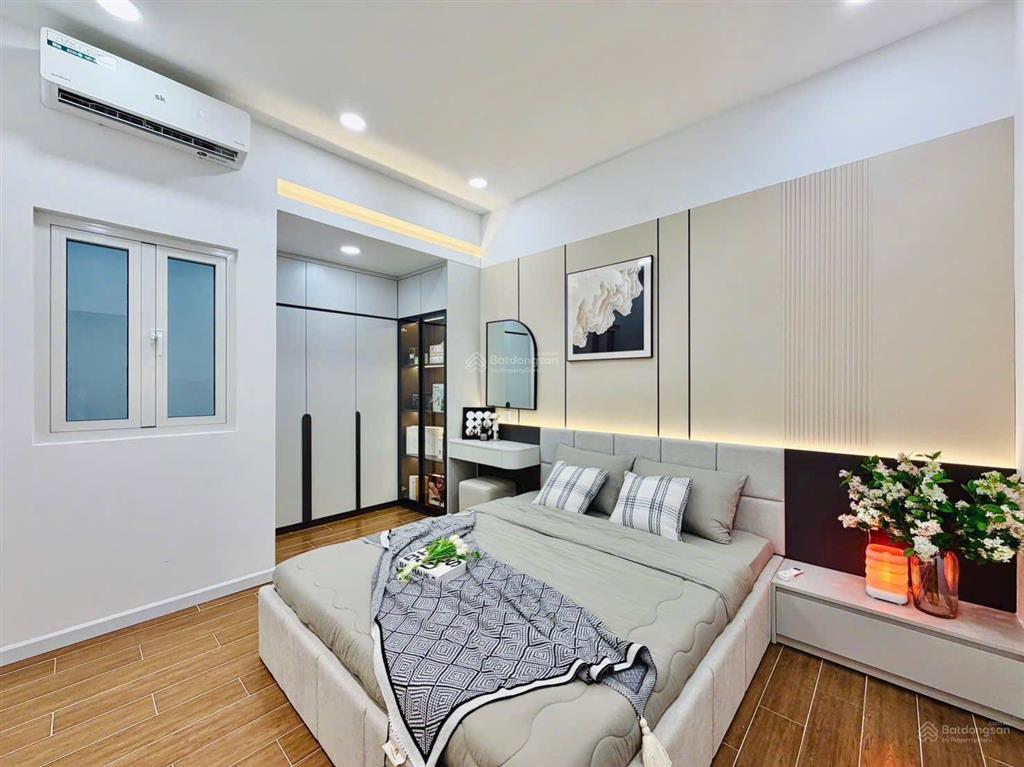 Cơ hội hiếm nhà rẻ nhất thị trường ngay trần khắc chân, q.1 6tỷ92 85m2.shr hẻm xe hơi ra vào