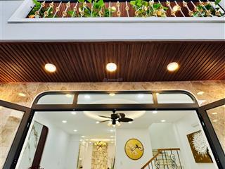 Cơ hội hiếm nhà rẻ nhất thị trường ngay lý chính thắng q.3 3tỷ85 75m2.shr ngân hàng hỗ trợ cho vay