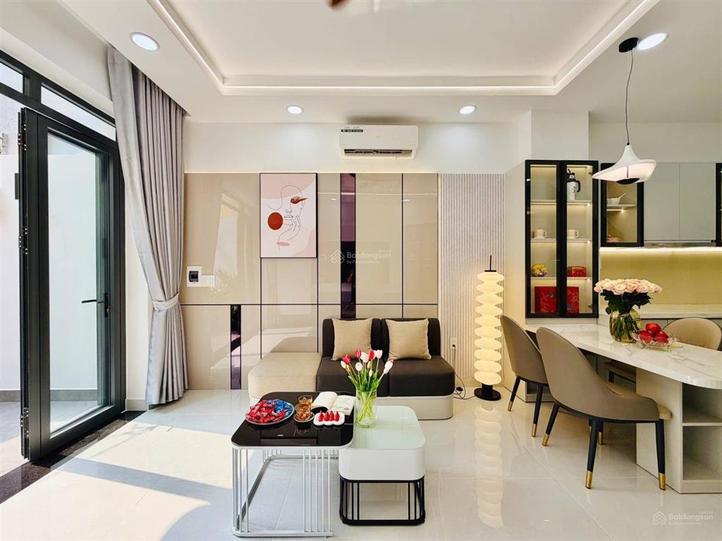 Cơ hội hiếm với nhà rẻ nhất thị trường ngay đoàn thị điểm, q.phú nhuận 5tỷ14 65m2.shr hẻm xe hơi