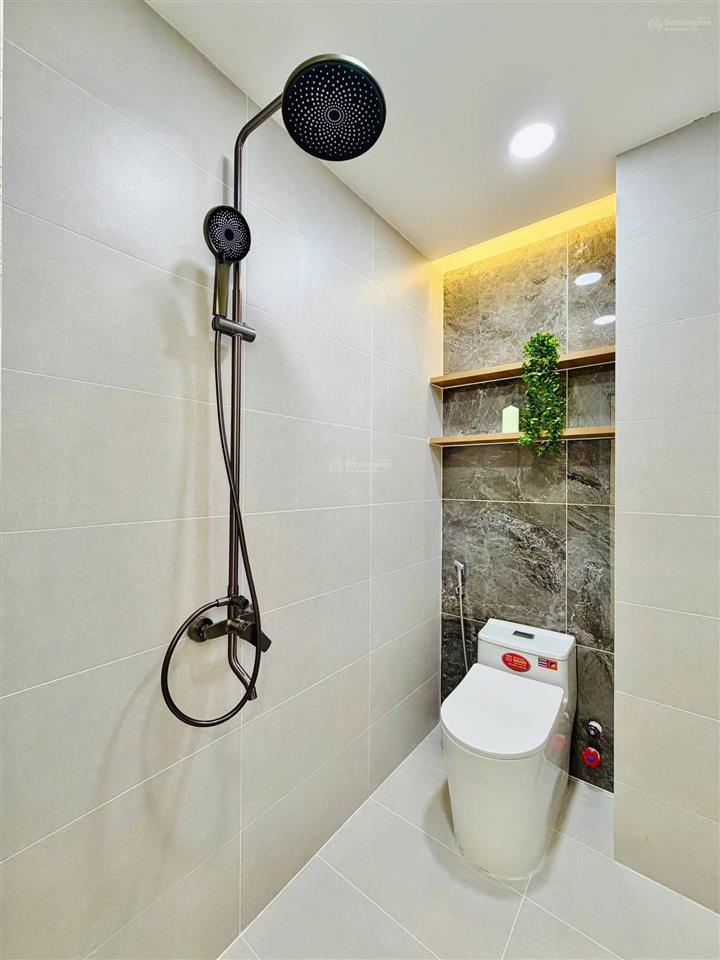 Cơ hội hiếm với nhà rẻ nhất thị trường ngay đoàn thị điểm, q.phú nhuận 5tỷ14 65m2.shr hẻm xe hơi