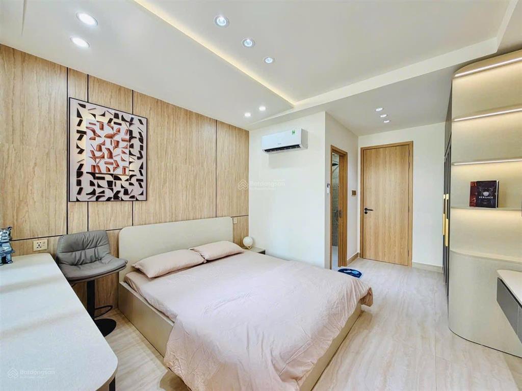 Cơ hội hiếm nhà rẻ nhất thị trường ngay hồ biểu chánh, q.phú nhuận 3tỷ37 64m2.shr hẻm thông xe hơi