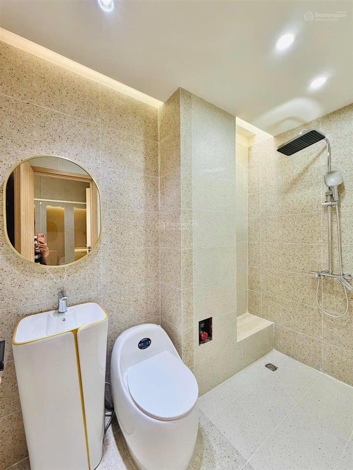Cơ hội hiếm nhà rẻ nhất thị trường ngay hồ biểu chánh, q.phú nhuận 3tỷ37 64m2.shr hẻm thông xe hơi