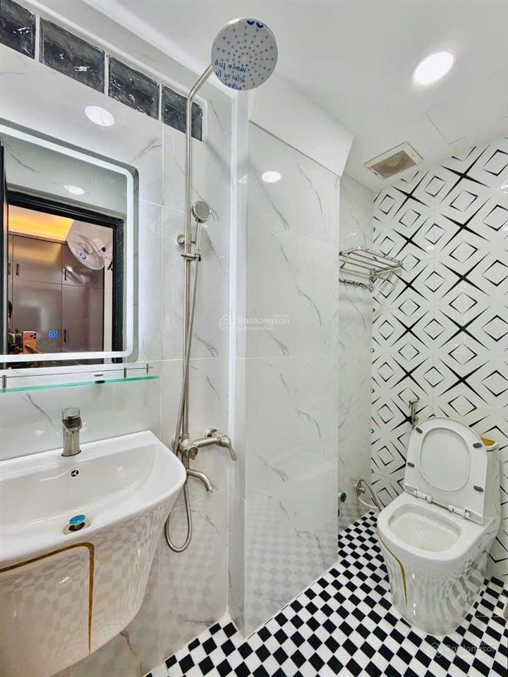 Cơ hội hiếm nhà rẻ nhất thị trường ngay đặng văn ngữ, q. phú nhuận 60m2. shr hẻm thông xe hơi