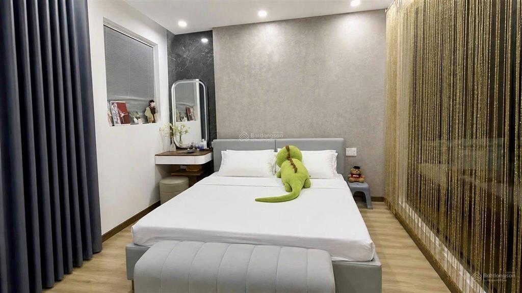 Cơ hội hiếm nhà rẻ nhất thị trường ngay sư vạn hạnh, q.10 4tỷ25 65m2.shr ngân hàng hỗ trợ cho vay