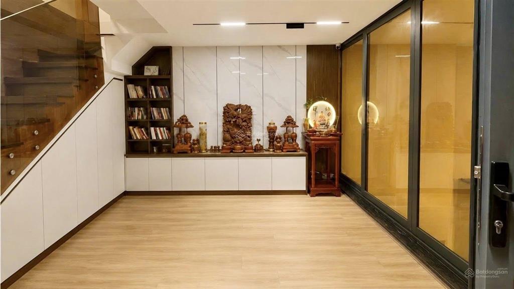 Cơ hội hiếm nhà rẻ nhất thị trường ngay sư vạn hạnh, q.10 4tỷ25 65m2.shr ngân hàng hỗ trợ cho vay