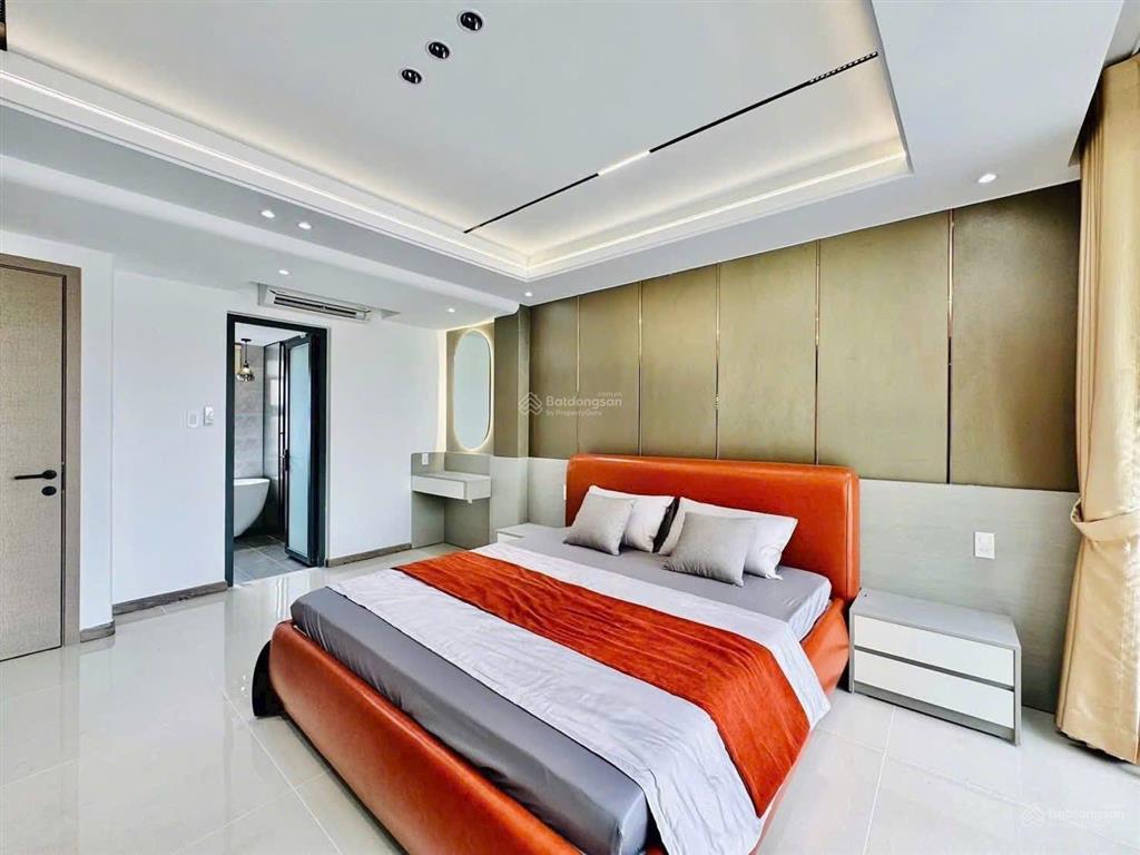 Cơ hội hiếm nhà rẻ nhất thị trường ngay nguyễn kiệm, q. phú nhuận 66m2. shr hẻm thông xe hơi