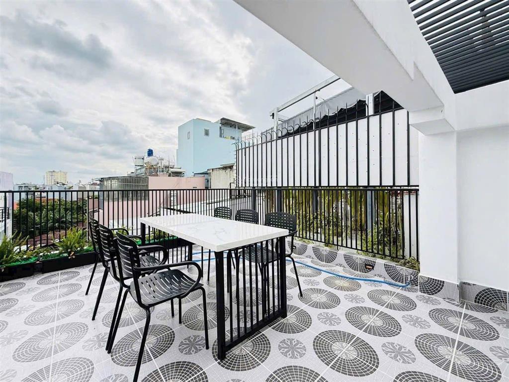 Cơ hội hiếm nhà rẻ nhất thị trường ngay nguyễn kiệm, q. phú nhuận 66m2. shr hẻm thông xe hơi