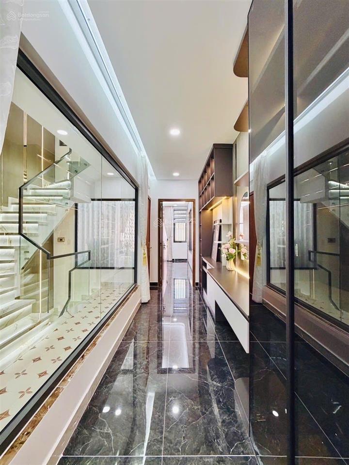 Cơ hội hiếm nhà rẻ nhất thị trường ngay nguyễn đình chiểu, q.3 6tỷ23 75m2.shr hẻm thông xe hơi
