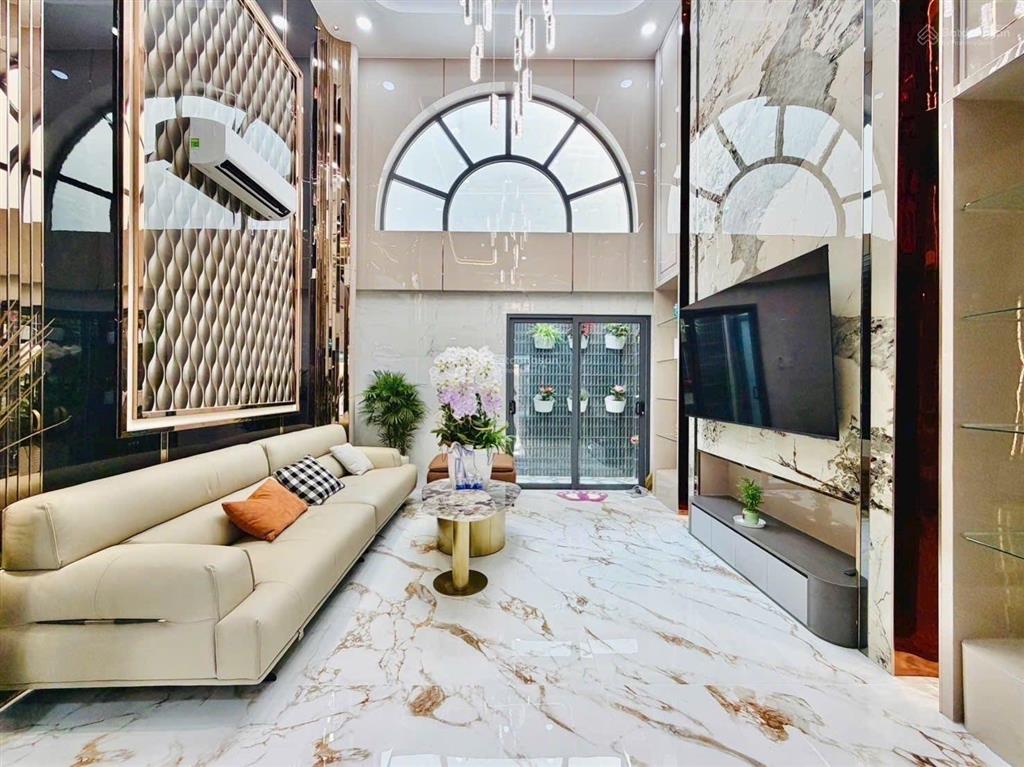 Cơ hội hiếm nhà rẻ nhất thị trường ngay nguyễn đình chiểu, q.3 6tỷ23 75m2.shr hẻm thông xe hơi