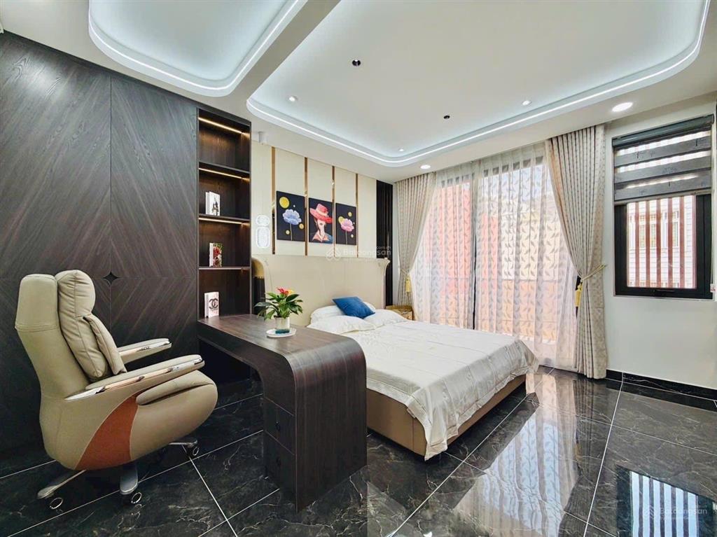 Cơ hội hiếm nhà rẻ nhất thị trường ngay nguyễn đình chiểu, q.3 6tỷ23 75m2.shr hẻm thông xe hơi