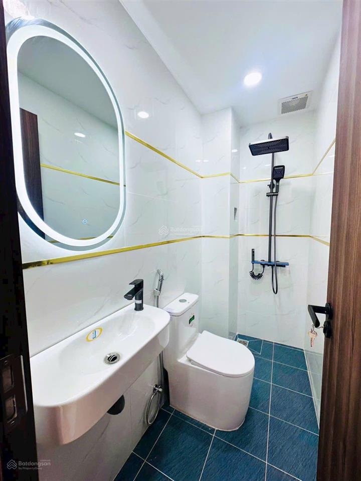 Cơ hội hiếm nhà rẻ nhất thị trường ngay lê đại hành, q.11 3tỷ46 60m2.shr ngân hàng hỗ trợ cho vay