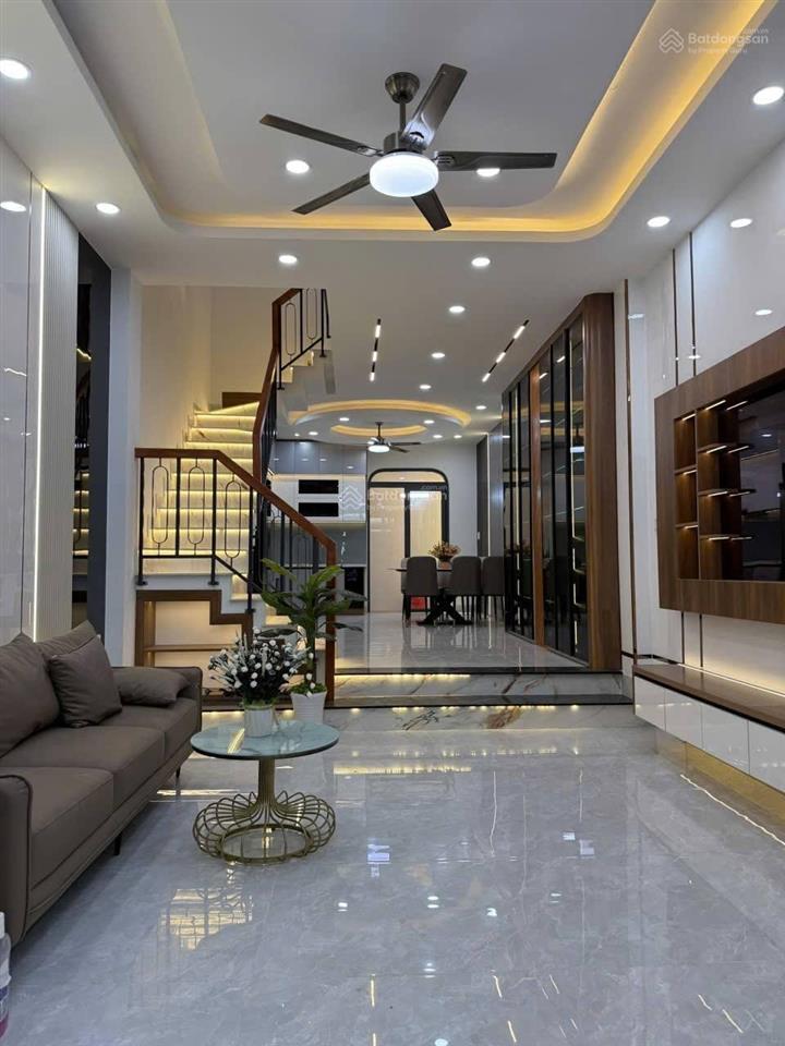 Cơ hội hiếm nhà rẻ nhất thị trường ngay hồ văn huê, q. phú nhuận 3tỷ92 65m2. shr hẻm xe hơi ra vào