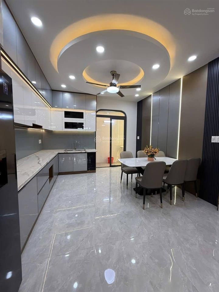 Cơ hội hiếm nhà rẻ nhất thị trường ngay hồ văn huê, q. phú nhuận 3tỷ92 65m2. shr hẻm xe hơi ra vào