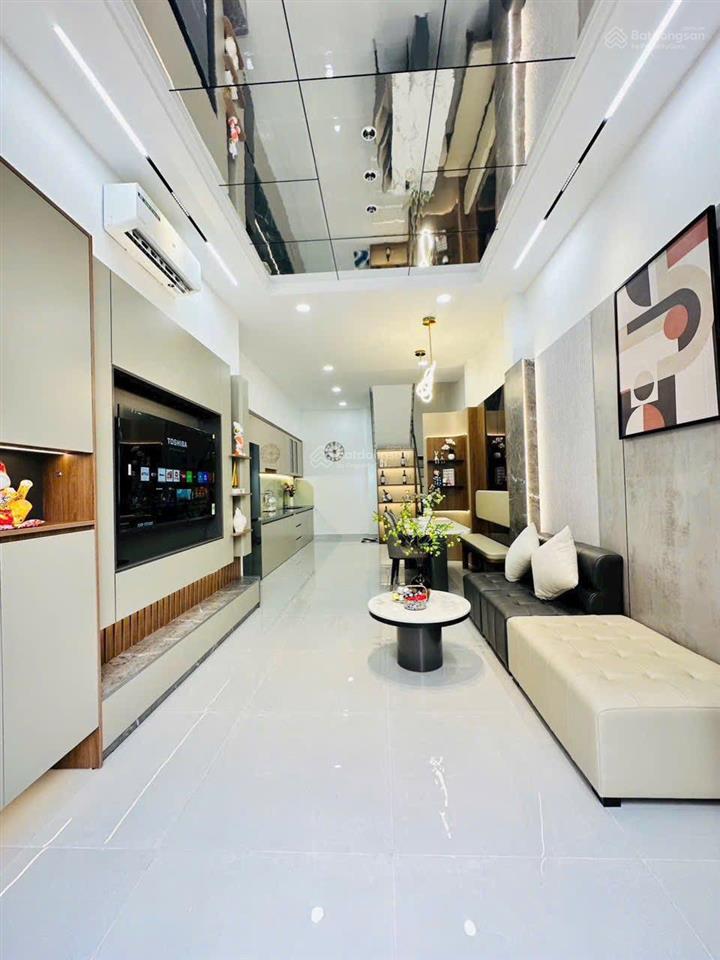 Cơ hội hiếm nhà rẻ nhất thị trường ngay nguyễn hữu cầu, q.1 3tỷ68 m2.shr hẻm xe hơi ra vào
