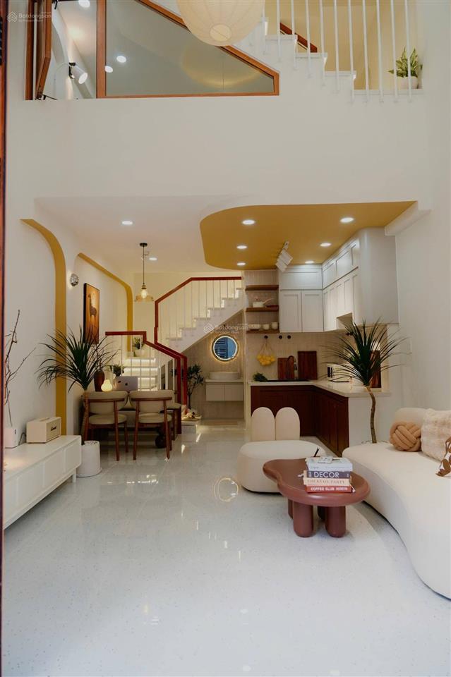 Cơ hội hiếm nhà rẻ nhất thị trường ngay nguyễn gia trí, q. bình thạnh 50m2. shr hẻm thông xe hơi