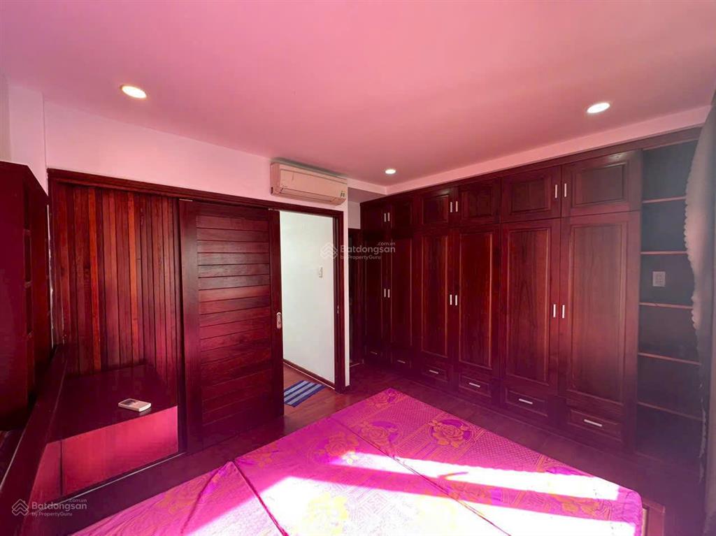 Bán gấp nhà đẹp ngay đường 45, ở tp. thủ đức, giá 3 tỷ 500, 120m2. shr, hẻm xe hơi thông