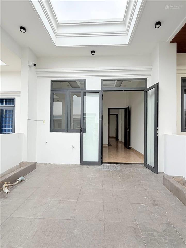 Bán gấp nhà đẹp ngay đường đặng thùy trâm, quận bình thạnh, giá 2 tỷ 640, 64m2. shr hẻm xe hơi
