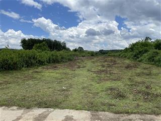 Chính chủ bán lô đất giá tốt  đường bê tông tới đất