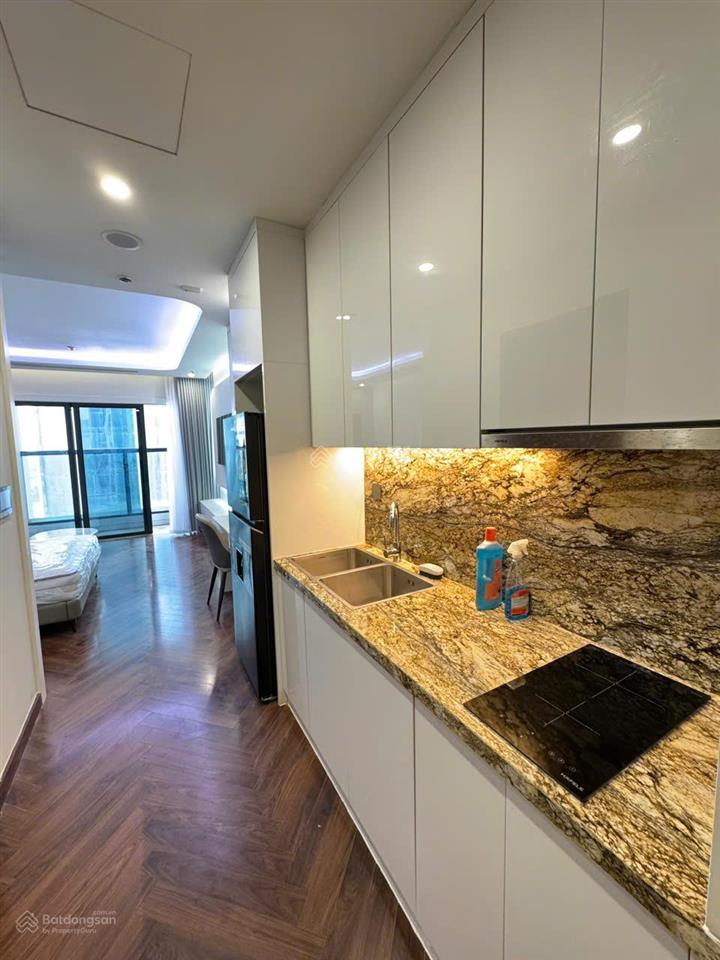 Cho thuê căn studio 8 triệu/tháng tại chung cư diamond crown hải phòng