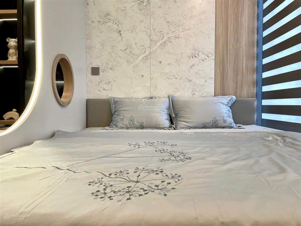 Cho thuê căn 2,5 ngủ chung cư doji diamond crown 86m2 17 triệu/tháng