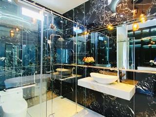 Ngay sát bến xe nhà mặt phố hái ra tiền luxury  khai thác dòng tiền cao sẵn ở